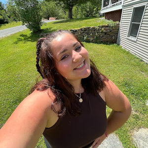 Meet your Posher, Lilly